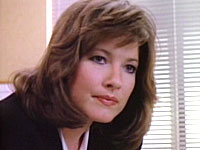 Elyssa Davalos as Nikki Carpenter