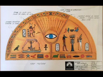 Image of the Amulet from the episode Eye of Osiris