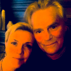 Richard's selfie with Amanda Tapping